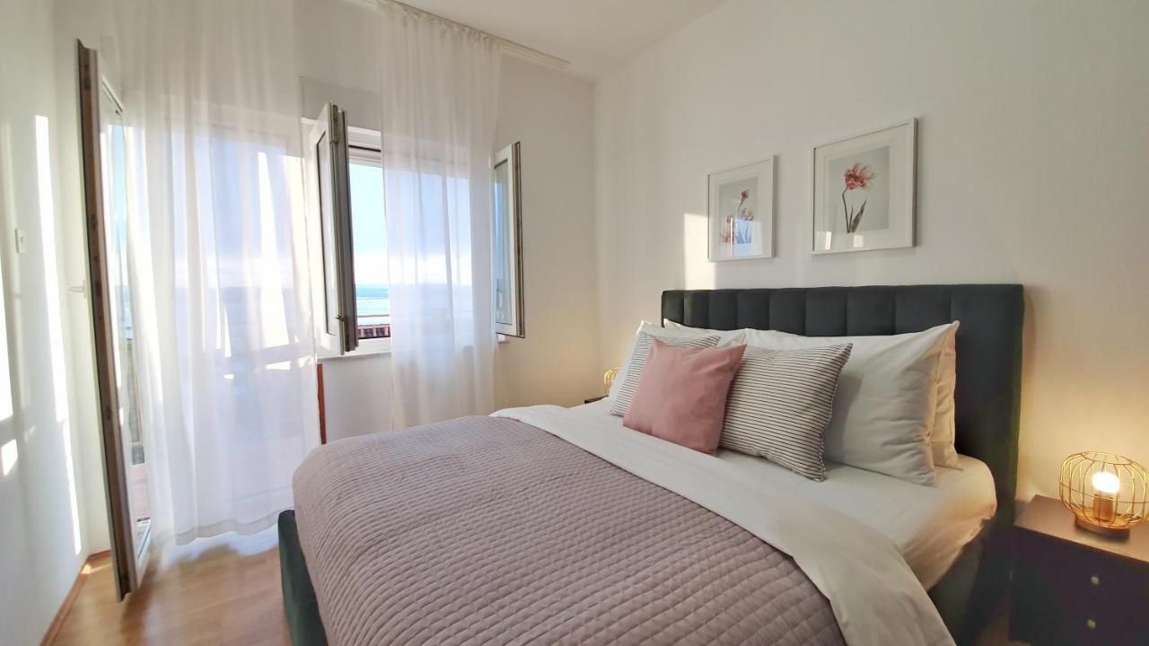 Seaview Apartment With Balcony And Terrace Barac Crikvenica Exterior photo